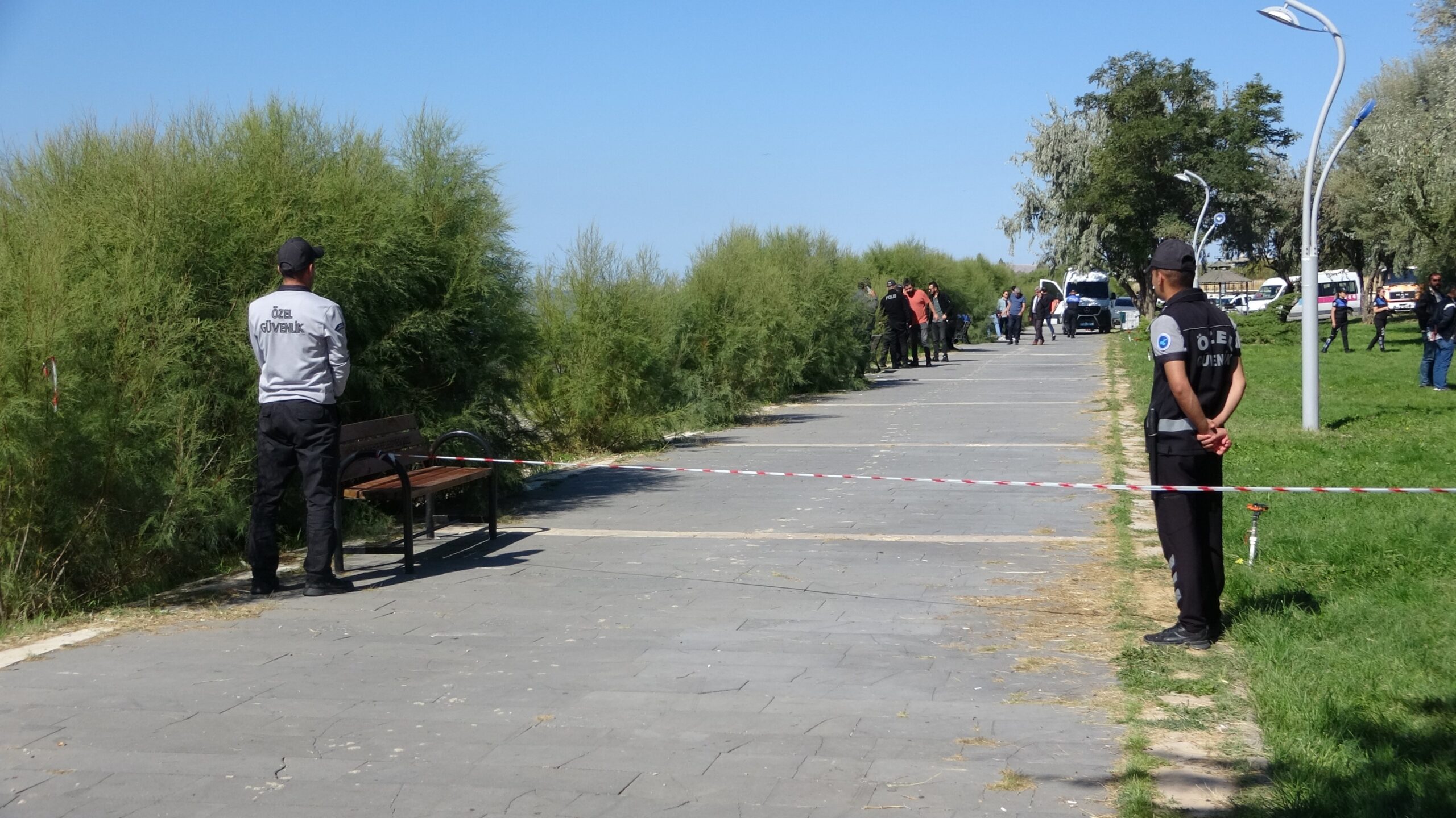 Van Gölü Sahilinde Kaybolan Van YYÜ Öğrencisi Aranıyor Van Yüzüncü