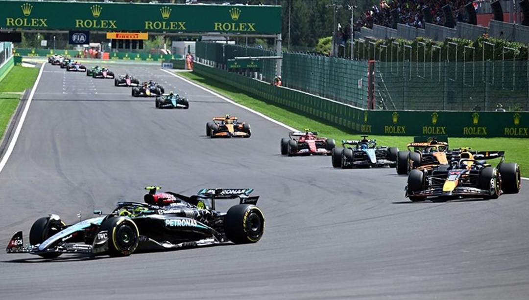 McLaren’ın Pilotu Lando Norris Singapur Grand Prix’sine İlk Sıradan BaşlayacakHaberin