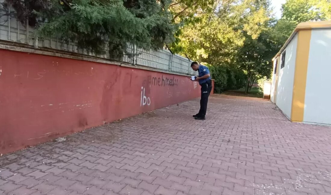 Gaziantep’te Liseli Öğrenciler Arasında Kavga: 1 Kişi Yaralandı Olayın Detayları