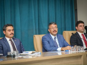 Okul Sağlığı ve Güvenliği Toplantısı Hakkari’de Gerçekleştirildi Vali Çelik Başkanlığında