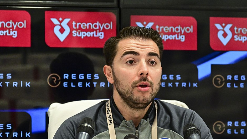 Barış Kanbak: “Galatasaray Maçı Değerlendirmesi”Haberin BaşlıklarıBarış Kanbak: “Galatasaray Maçı Değerlendirmesi”İkinci