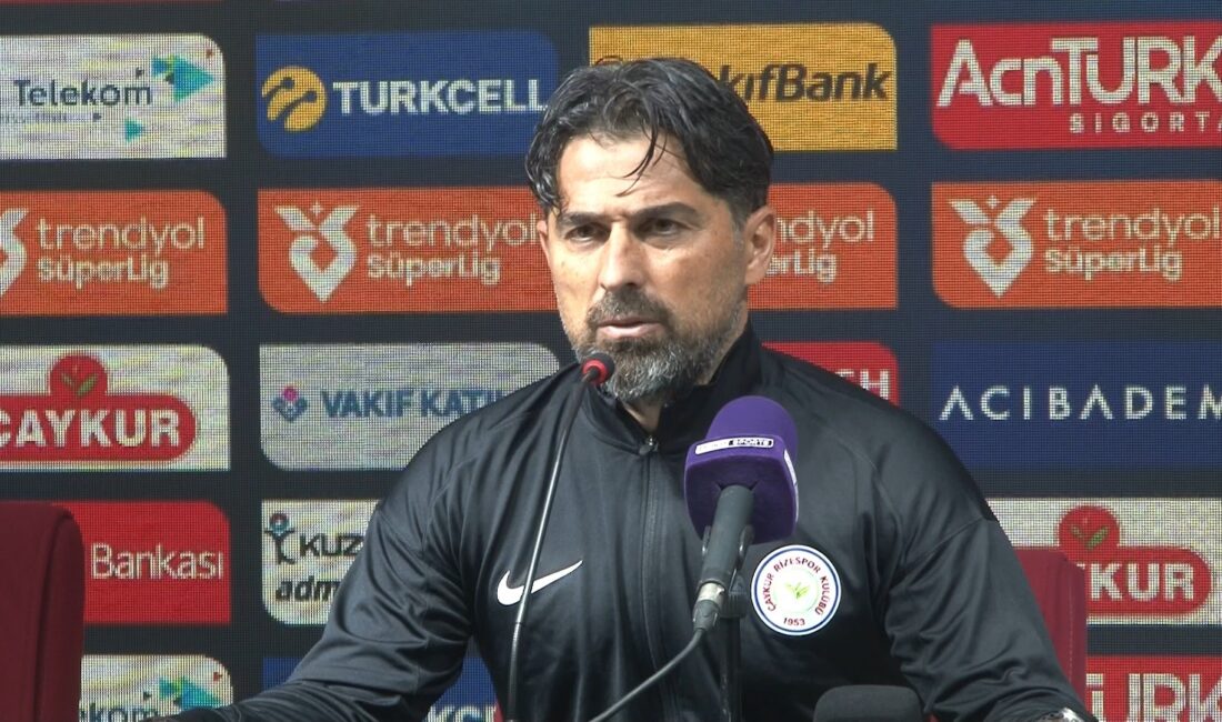 Çaykur Rizespor Teknik Direktörü Palut: “Kendimize Güvenimizi Yeniden Kazanmalıyız”Haberin BaşlıklarıÇaykur