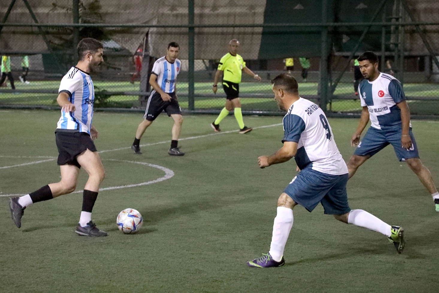 Konya Karatayda Birimler Arasi Futbol Turnuvasi Vitrin Haber.webp