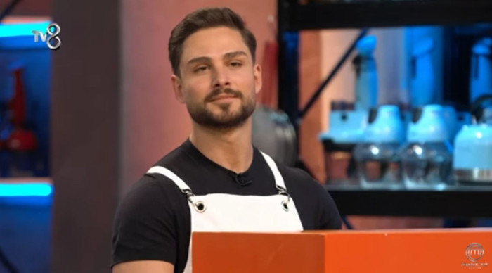 İşte MasterChef Onur Üresin’in Hayatı ve Biyografisi!Haberin Başlıklarıİşte MasterChef Onur