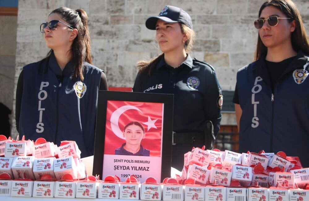 Şehit Polis Memuru Şeyda Yılmaz’ın Anısına Cuma Namazı Kadı Cami’de