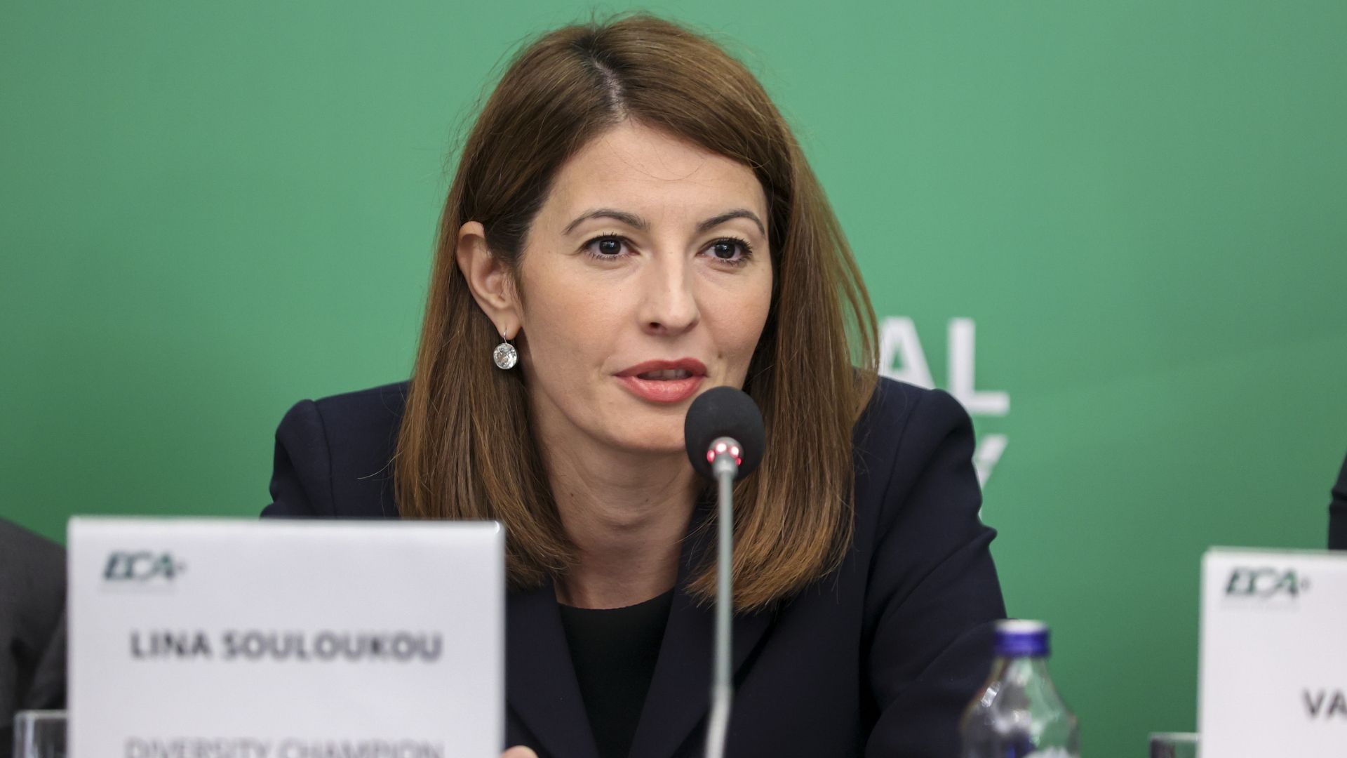 Roma CEO’su istifa etti; De Rossi’nin ayrılığı tepkilere yol açtı