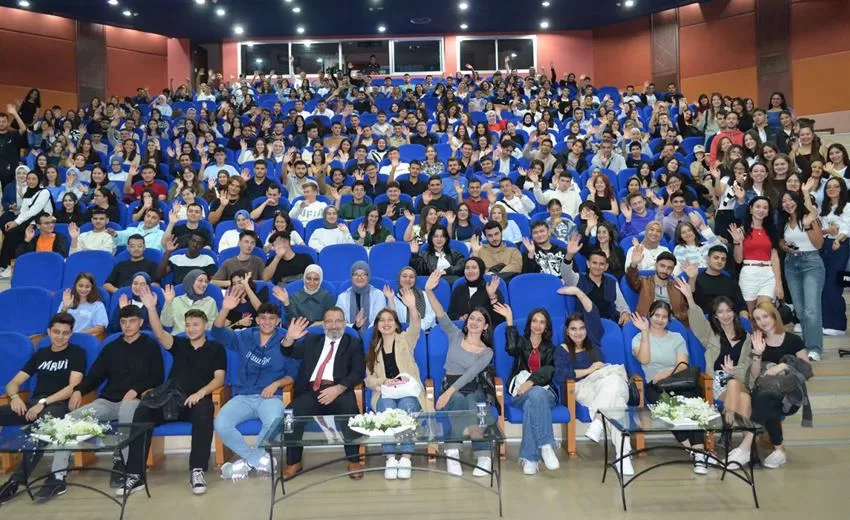 Süleyman Demirel Üniversitesi 2024-2025 Eğitim-Öğretim Yılına 40 Bin Öğrenciyle Başladı
