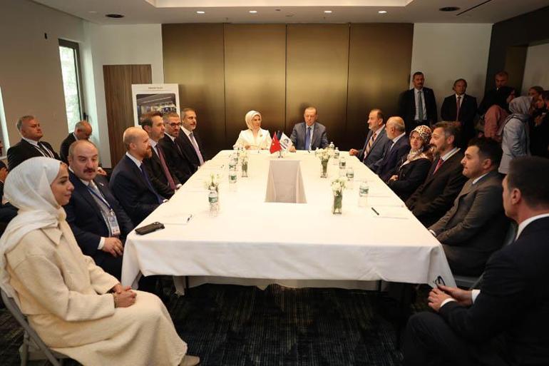 Cumhurbaşkanı Erdoğan, TURKEN Foundation'ın yurt binasını ziyaret ediyor