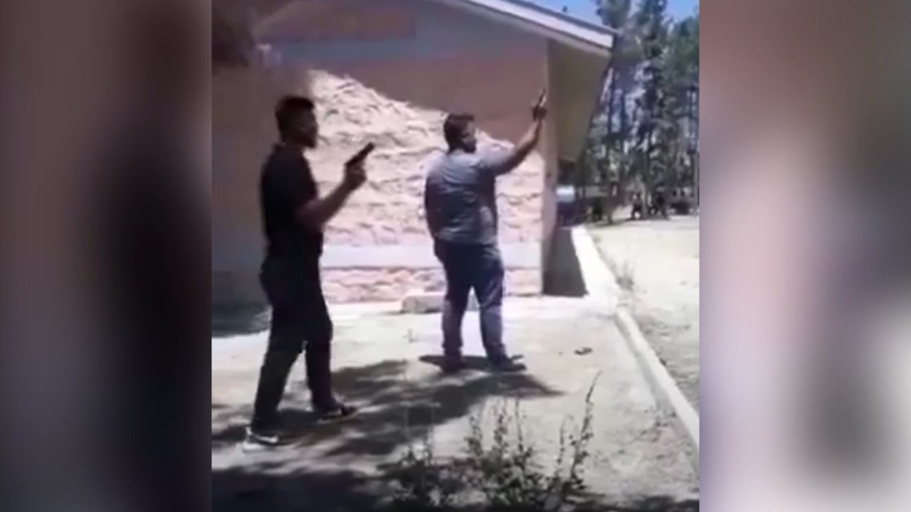 Urfa'daki Okul Bahçesinde Ateş Açıldı! Urfadaki Okul Bahcesinde Ates Acildi