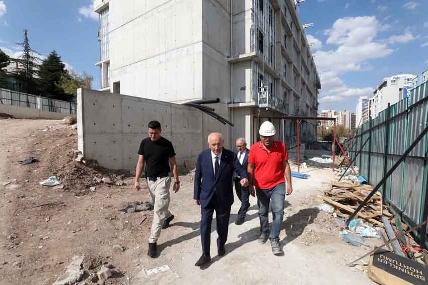 Yenimahalle Belediyesi ve Türk Eğitim Vakfı İş Birliğiyle Kız Öğrenci