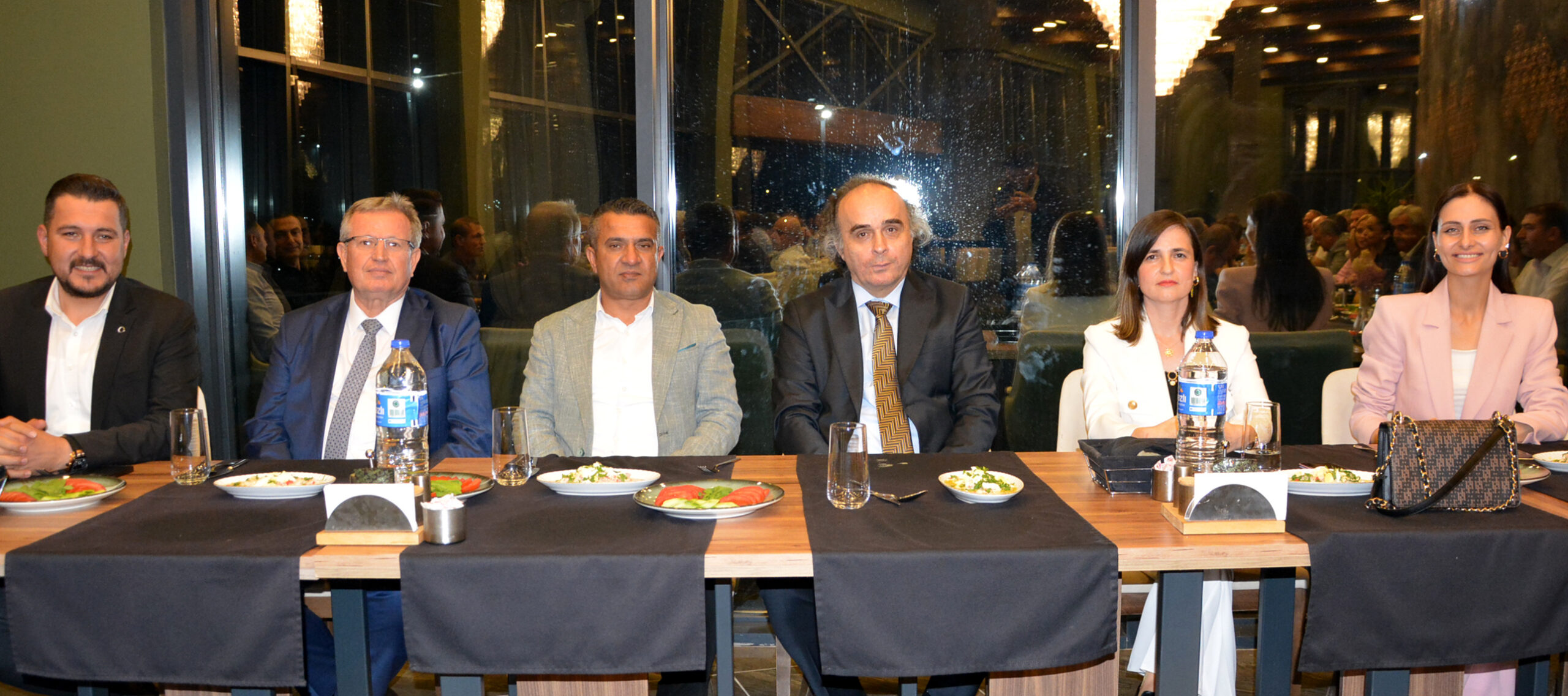 Milli Eğitim Müdürü Akif Tak’a Veda Programı Düzenlendi Antalya’nın bir
