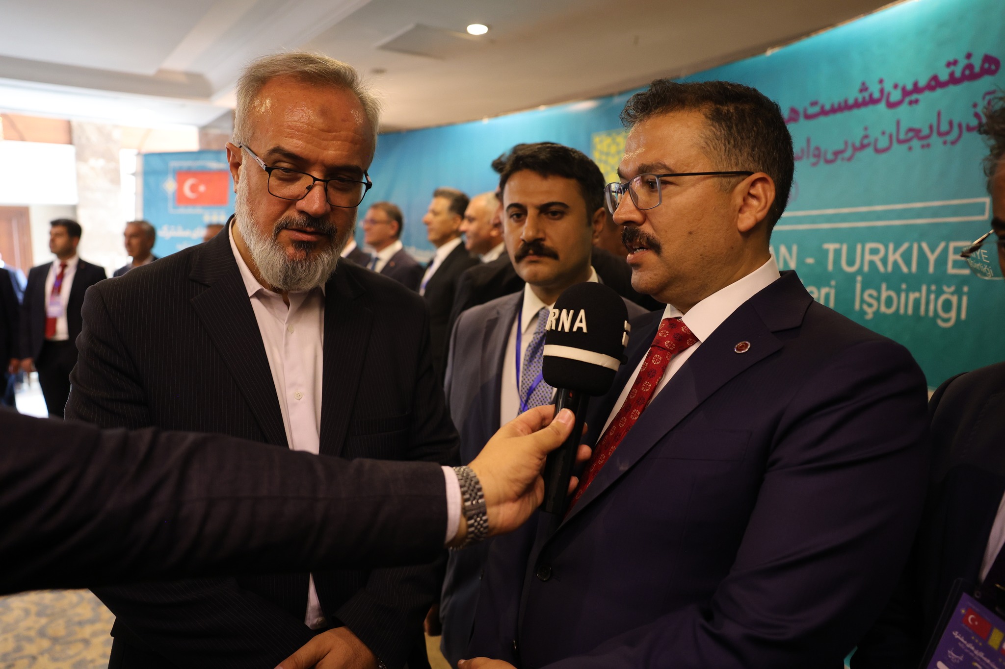 Türkiye İran Sınır İlleri Arasında İşbirliği Toplantısı Gerçekleştirildi 1728135505 7 Turkiye Iran Sinir Illeri Arasinda Isbirligi Toplantisi Gerceklestirildi