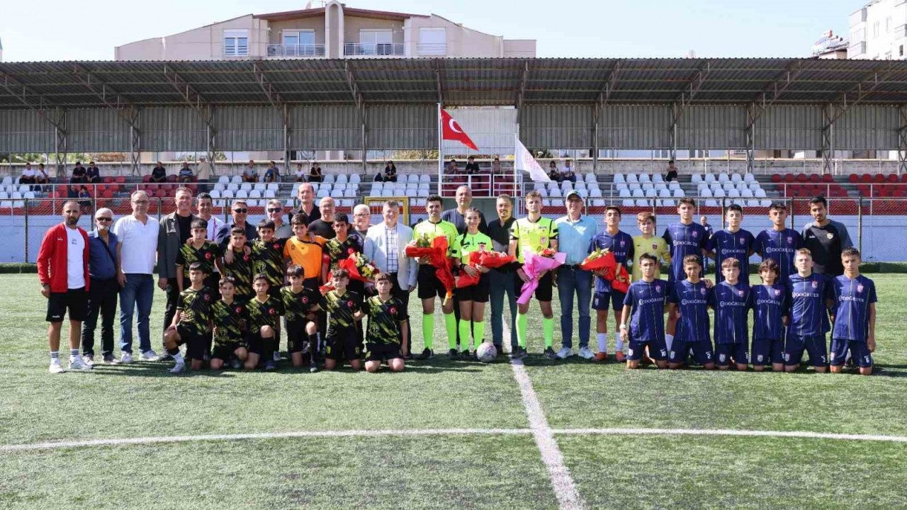 1728159983 Aydindaki U 14 Tansu Yilmaz Futbol Sezonu Heyecani Basladi