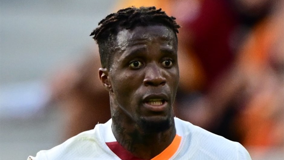 Lyon’da Wilfried Zaha Krizine İlişkin Kulüpten Yeni Açıklama Lyon’da Wilfried