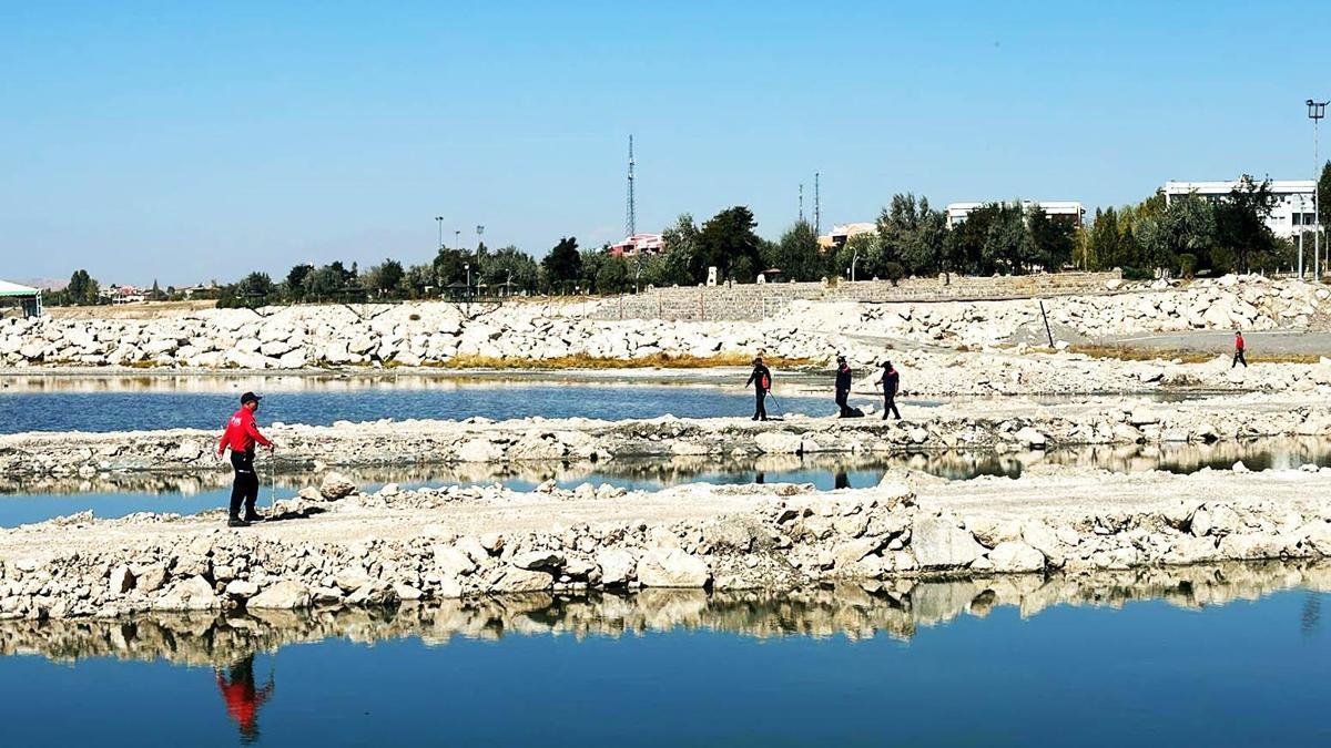 Van’da Kaybolan Üniversite Öğrencisi Rojin Kabaiş Hala Bulunamadı Aramalar Devam