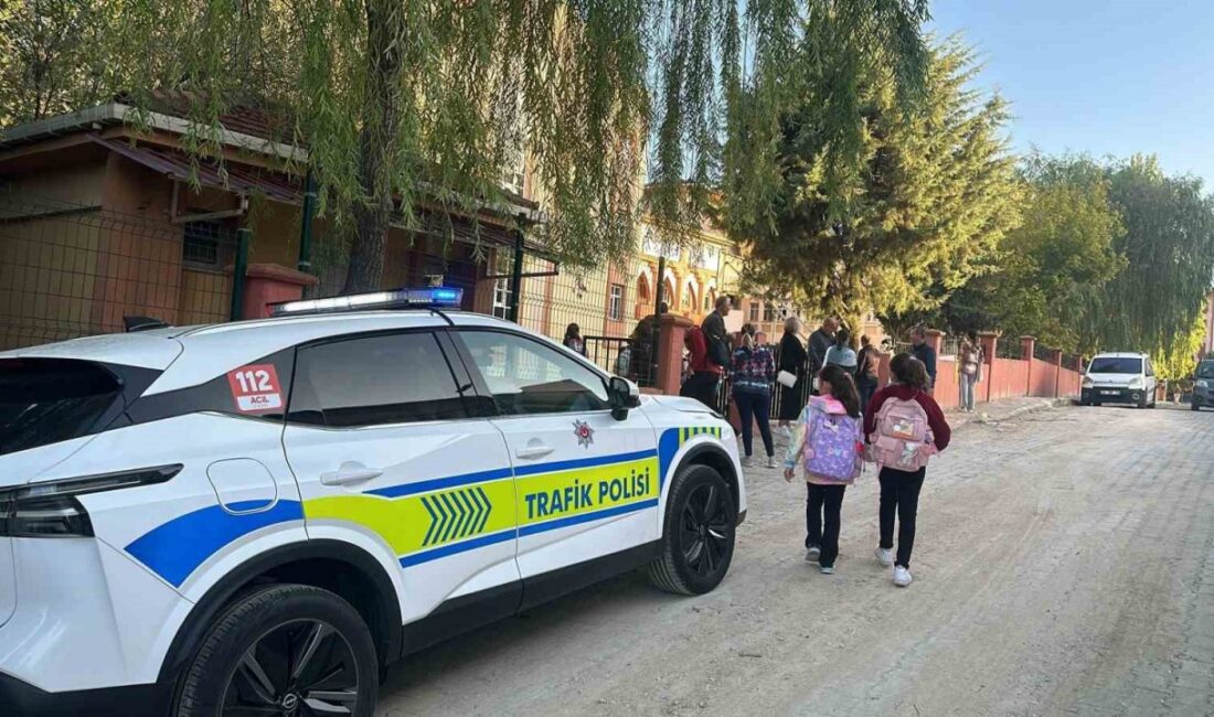 Edirne İl Emniyet Müdürlüğü Öğrenci Güvenliği İçin Denetimlerini Sürdürüyor Öğrenci