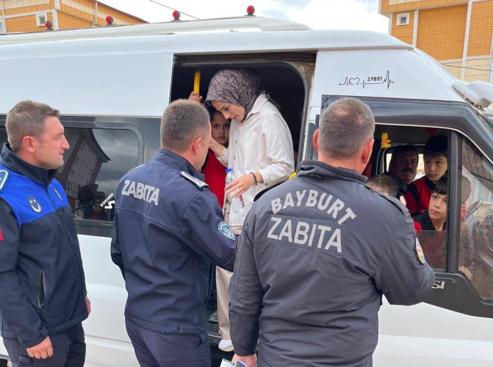 1728536506 Bayburtta Okul Servis Araclari Denetlendi