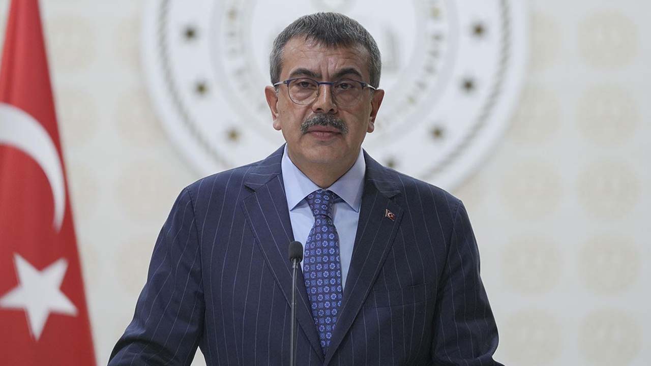 1728997365 Yusuf Tekin MEBden istifa etti Tekinin istifasinin nedeni neydi
