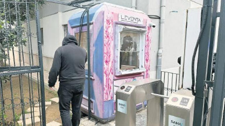 Öğretmen, Okula Saldırı ve Müdüre Tehdit: Silah Kullanımı Olayı! Öğretmen, okul basıp, müdüre silah çekti