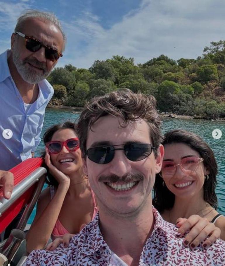 Hazar Ergüçlü'nün İnci Taneleri Paylaşımı: 'Ablanız Geri Geldi...' - Magazin Haberleri Hazar Ergüçlüden İnci Taneleri paylaşımı Ablanız geri geldi...