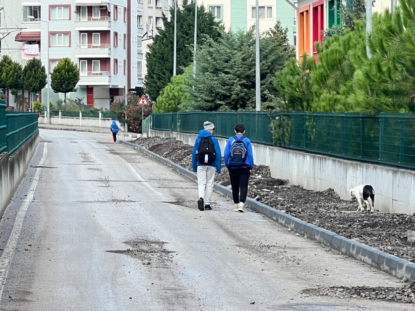 Samsun'da Tehlikeli Okul Yolu İçin Çalışma Başlatıldı - Samsun Son Haber Samsun'daki tehlikeli okul yolunda çalışma başlatıldı!