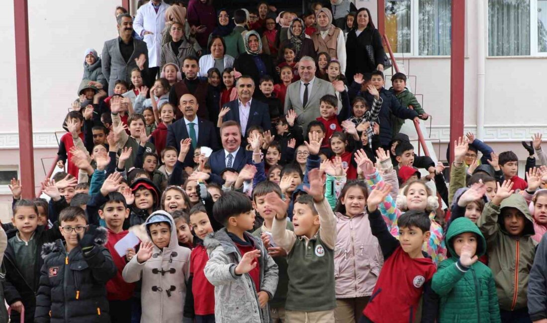 Erzincan Valisi Hamza Aydoğdu İlkokul ve Anaokulunu Ziyaret Etti Erzincan