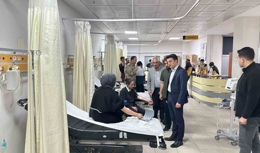 Öğrenci Servisi Kazası: 8 Kişi Yaralandı! Horasan Kaza