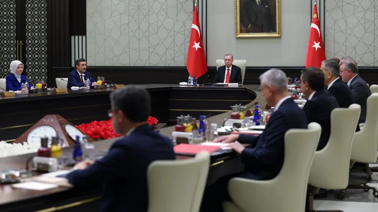 Cumhurbaşkanı Erdoğan Başkanlığında Toplanan Kabine’de Öne Çıkan Konular Beştepe’de gerçekleştirilen