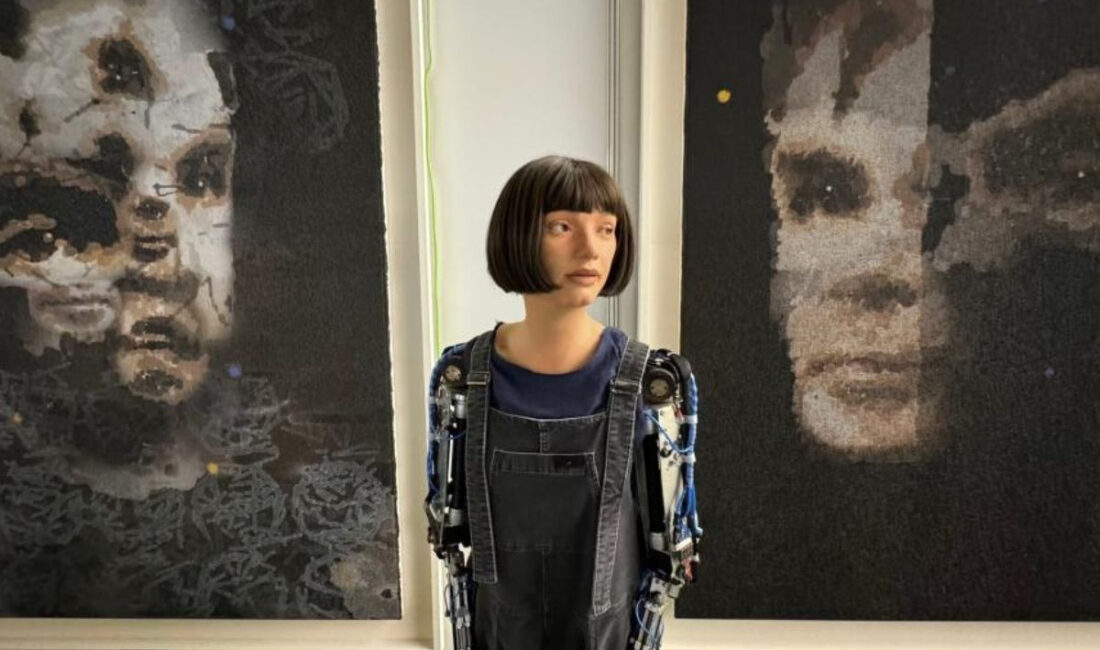 Yapay Zeka Destekli Robot Sanatçı Ai-Da’dan Alan Turing Portresi MüzayededeHaberin