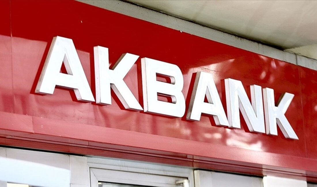 Akbank, Dolandırıcılık İddialarını Yalanladı: Veri Güvenliği Konusunda Önlemler AlınıyorHaberin BaşlıklarıAkbank,