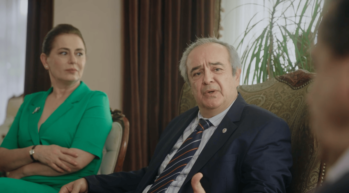 Altin Portakalda Kadin Karakterler Ruzgar Estiriyor