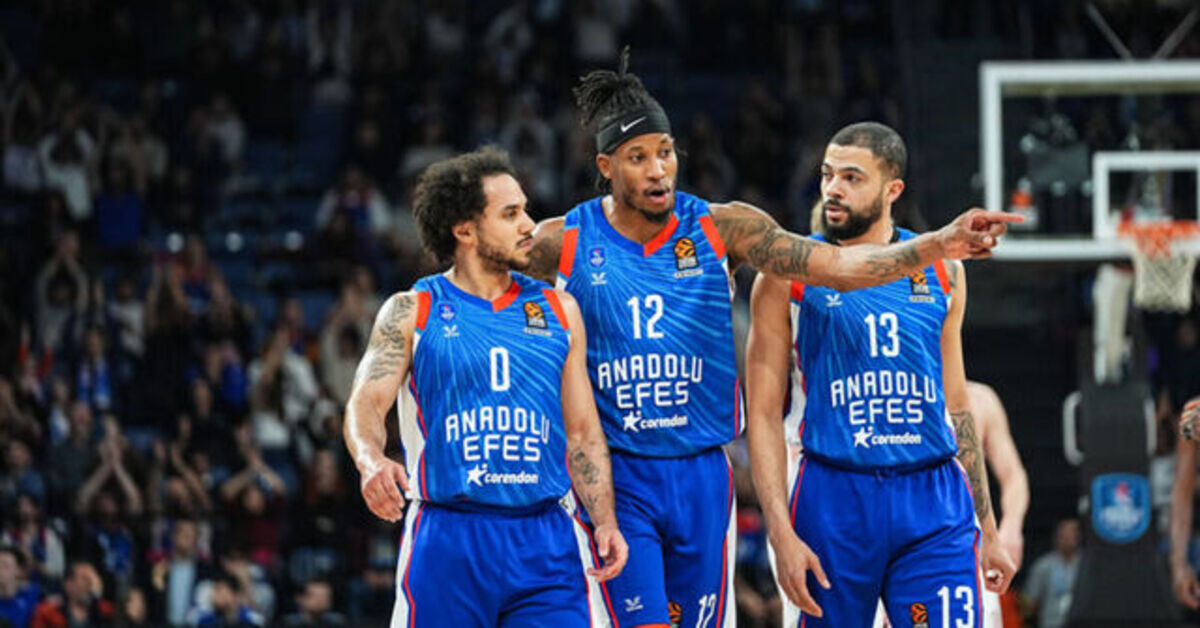 Anadolu Efes ve Olympiakos Maci Canli Izle Heyecan Dolu Karsilasma