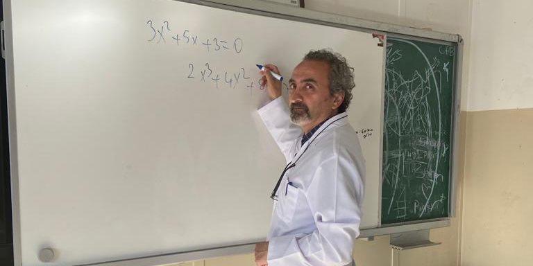 Okullardaki Temizlik Sorunu Hala Devam Ediyor Ankara Büyükşehir Belediye Başkanı