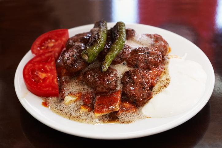 MasterChef Tarifleri: Balaban KöfteHaberin BaşlıklarıMasterChef Tarifleri: Balaban KöfteMalzemelerYapılış1. Köfte Hazırlığı2.