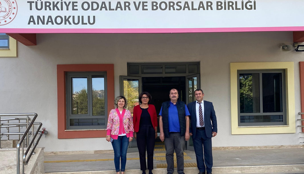 Bucak Ticaret ve Sanayi Odası Başkanı, TOBB Anaokulu İnşaatını İnceliyorHaberin