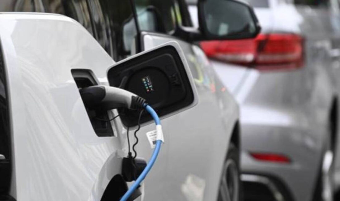 Avrupa Komisyonu, Çin’den İthal Elektrikli Araçlar İçin Asgari Fiyatı Belirlemedi