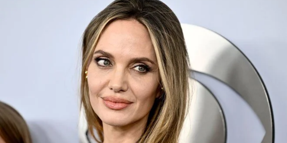 Angelina Jolie, Çocuklarının Kendisine Destek Olduğunu Söylüyor Angelina Jolie ve