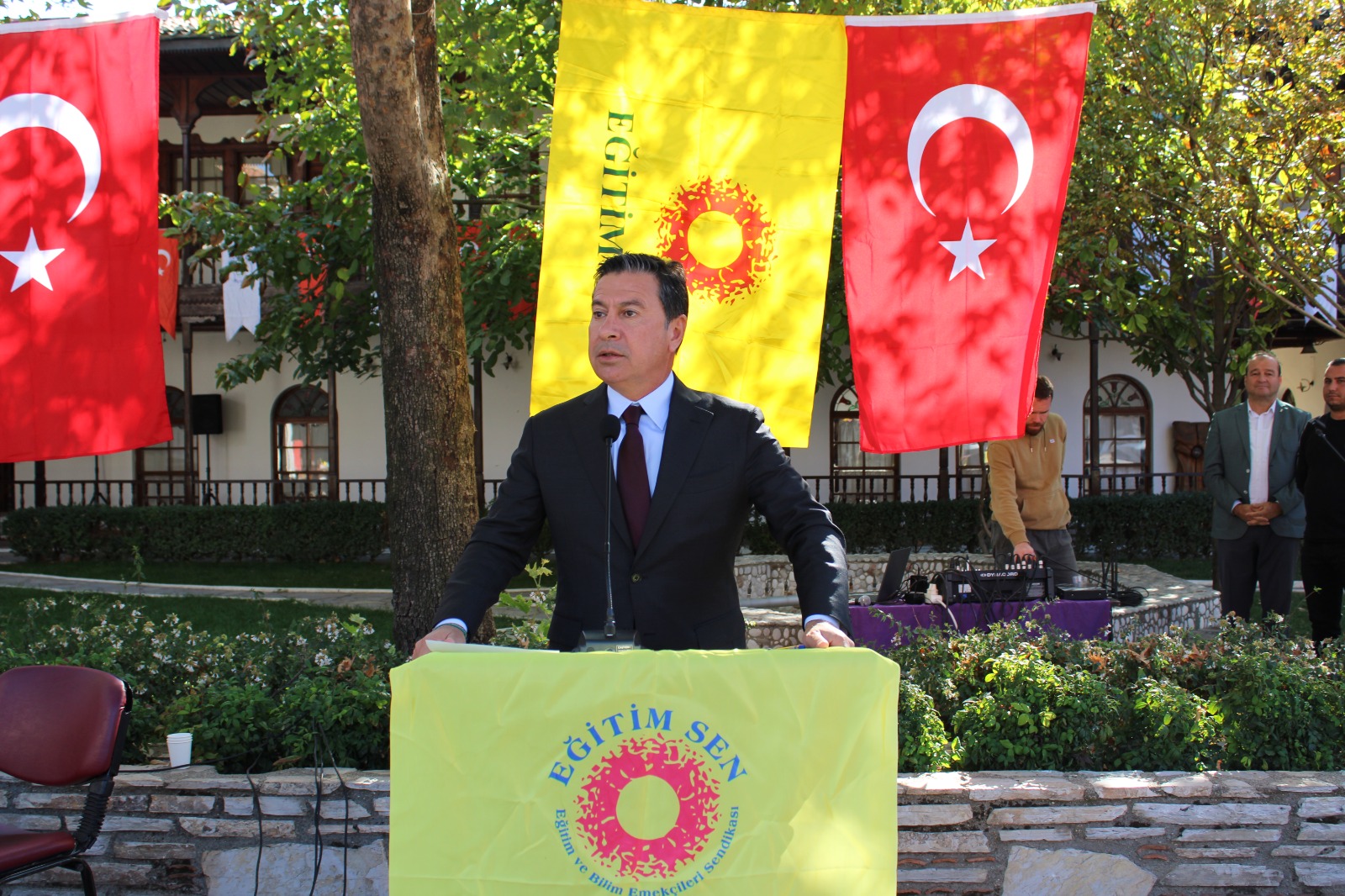 Cumhuriyetin Temel Değerleri Bugün Tehdit Altındadır, Uyarıyor Eğitim-Sen Muğla Başkanı Nilüfer Enginsu Cumhuriyetin Temel Degerleri Bugun Tehdit Altindadir Uyariyor Egitim Sen Mugla Baskani