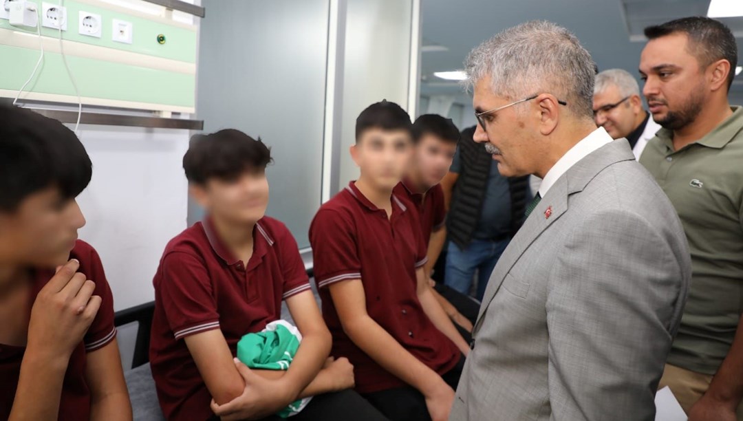 Niğde’de Bir Lisede Kimyasal Madde Kazası: 8 Öğrenci Yaralandı Niğde’deki
