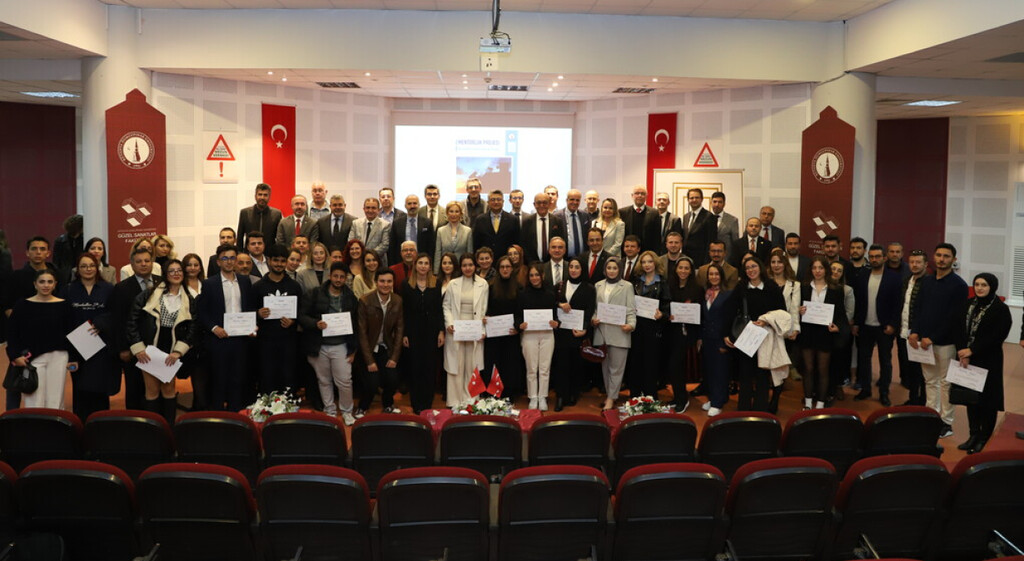 Mentorluk Projesi 2. Dönem Sertifika Töreni ve 3. Dönem Lansmanı