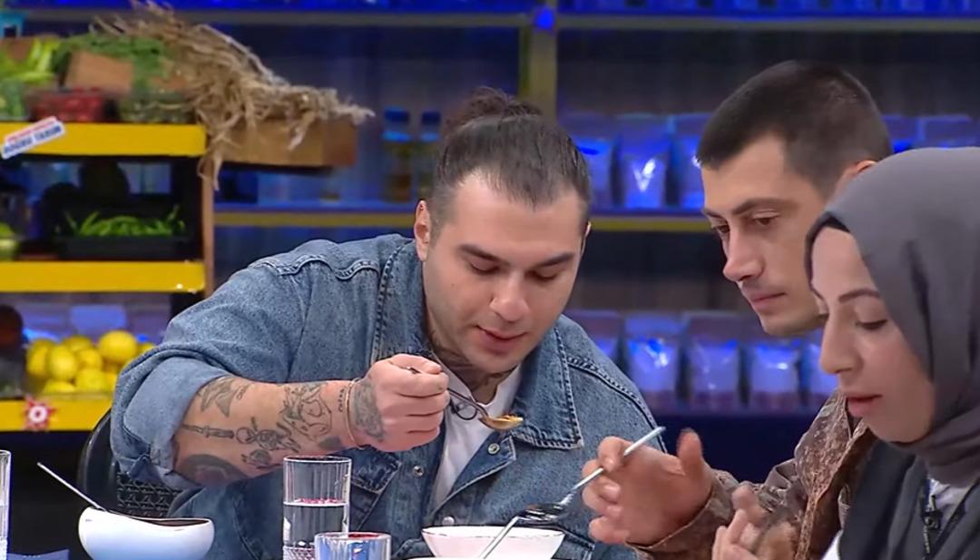 MasterChef Türkiye Eleme Heyecanında Eda Karabulut’un Tadım Tepkisi MasterChef Türkiye’de