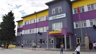 Eğitim Sen: Eğitim Kurumlarında Yolsuzluğa Geçit Vermeyeceğiz!Haberin BaşlıklarıEğitim Sen: Eğitim