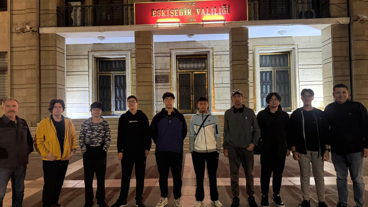 Cumhurbaşkanlığı Ahlat Külliyesi’nde Öğrencilere Tarih ve Kültür Kampı Çeşitli etkinliklerle