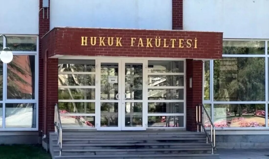 Üniversite Öğrencisi Elif Nur Aydın Eskişehir’de Hayatını Kaybetti Genç Kız