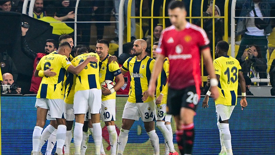 Fenerbahçe, Manchester United’ı Mağlup Etti!Haberin BaşlıklarıFenerbahçe, Manchester United’ı Mağlup Etti!Sonunda