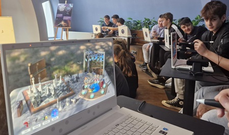 Düzce Akçakoca Orhan Özdemir Fen Lisesinde Genişletilmiş Gerçeklik Laboratuvarı Açıldı