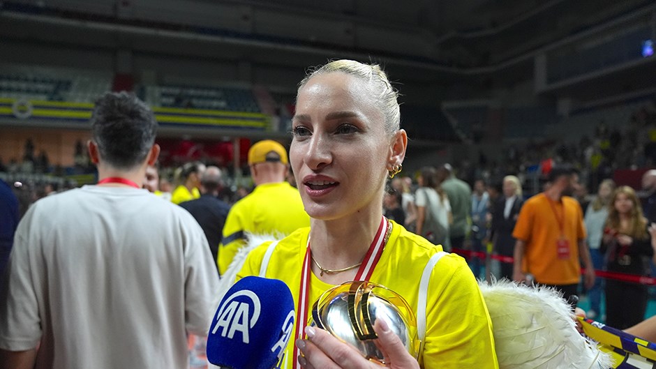 Fenerbahçe Kadın Voleybol Takımı AXA Sigorta Şampiyonlar Kupası’nı Kazandı Fenerbahçe,