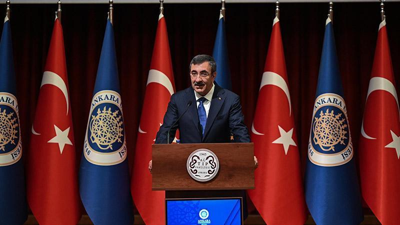 Cumhurbaşkanı Yardımcısı Yılmaz Ankara Üniversitesi’nde Akademik Vizyon ve Hedefler Buluşması