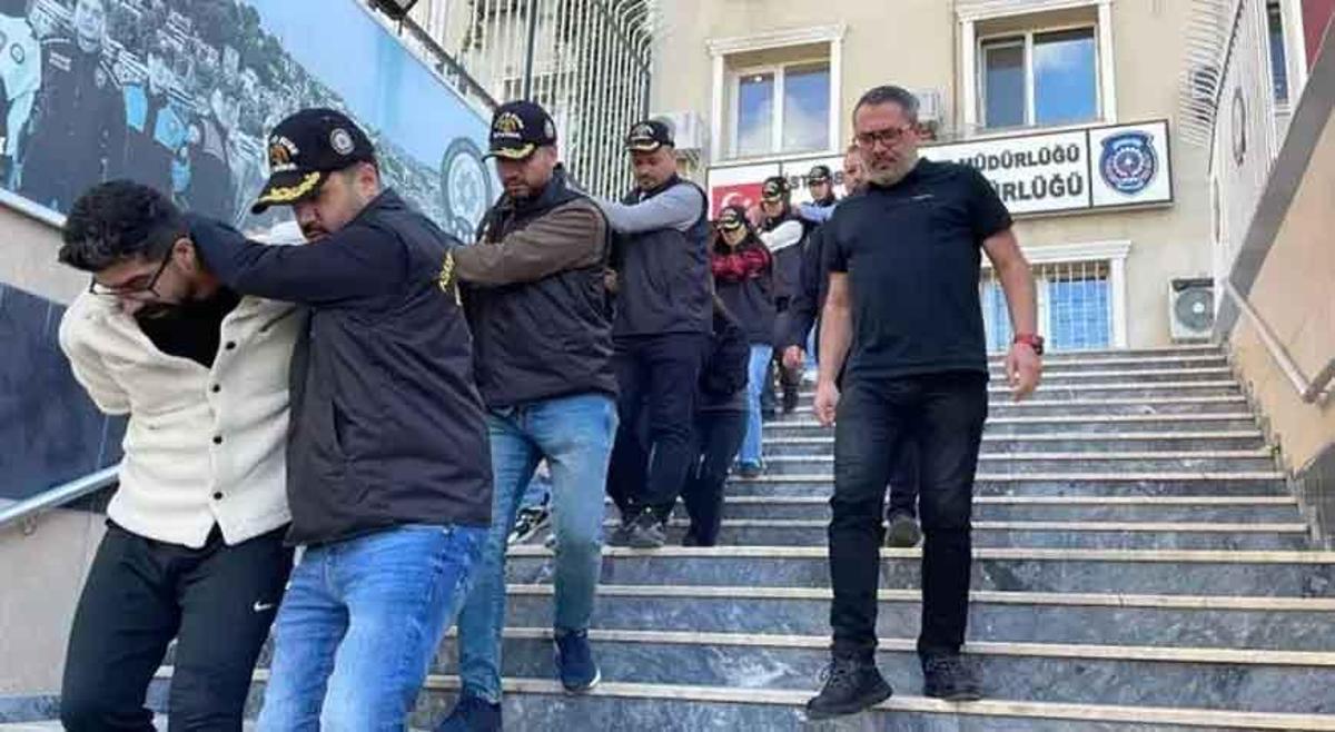 İranlılar, Türkiye’de üniversite Dolandırıcılığıyla Yakalandı İstanbul’da yaşayan İran uyruklu bir
