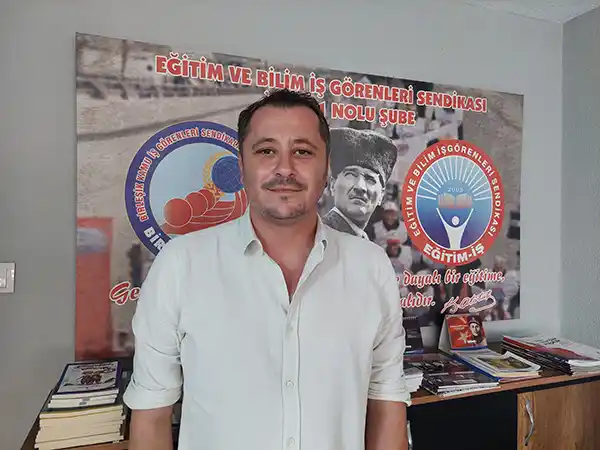 Izmirde Ikili Egitim Tepkisi Ogrenciler Okula Karanlikta Gidip Geliyor.webp